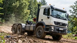 Volvo FL 4x4 im extremen Gelände